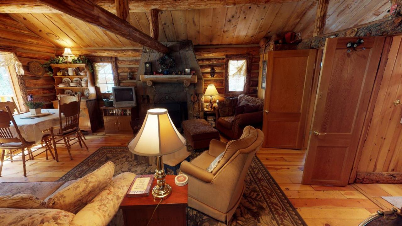 Cabin By The Creek With High Speed Wifi Red River Exterior photo